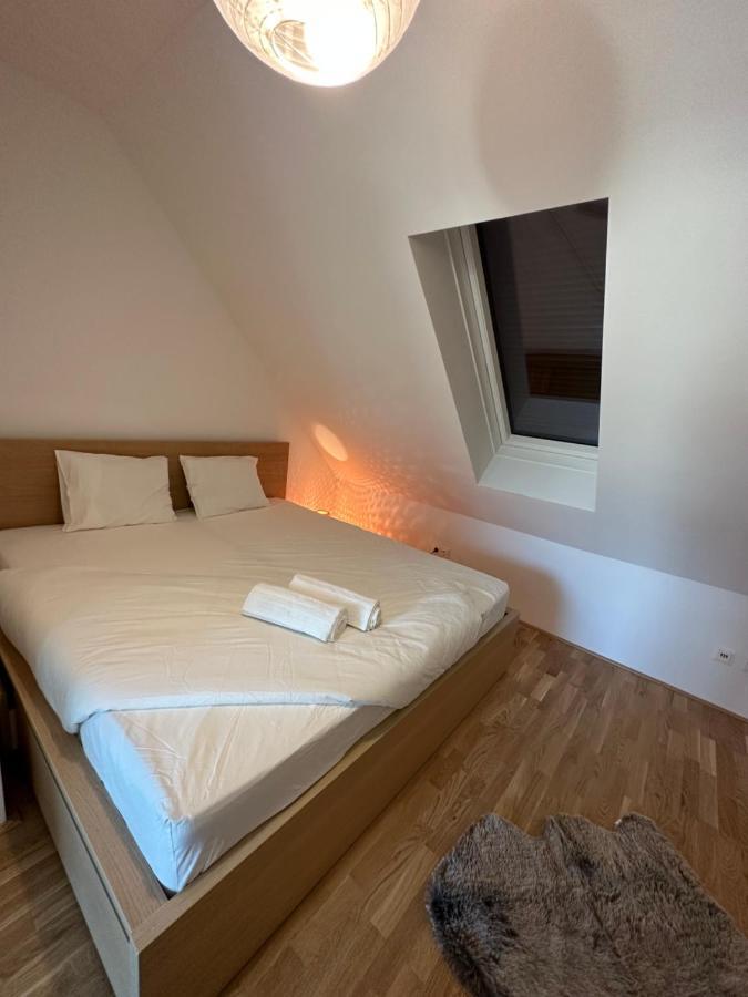 Contemporary Apartment With Stunning Views 20 Vienne Extérieur photo